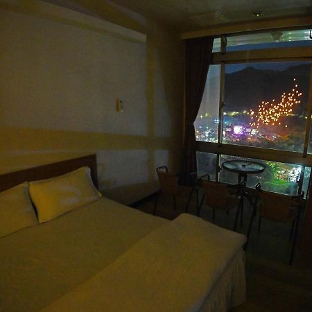 Very Happy Homestay ผิงซี ภายนอก รูปภาพ